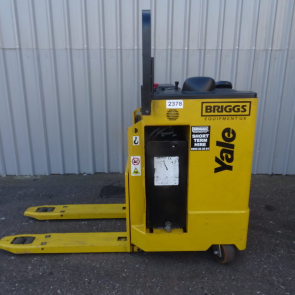 YALE MP20S USED PALLET ELECTRIC FORKLIFT. 200mm LIFT (#2378)