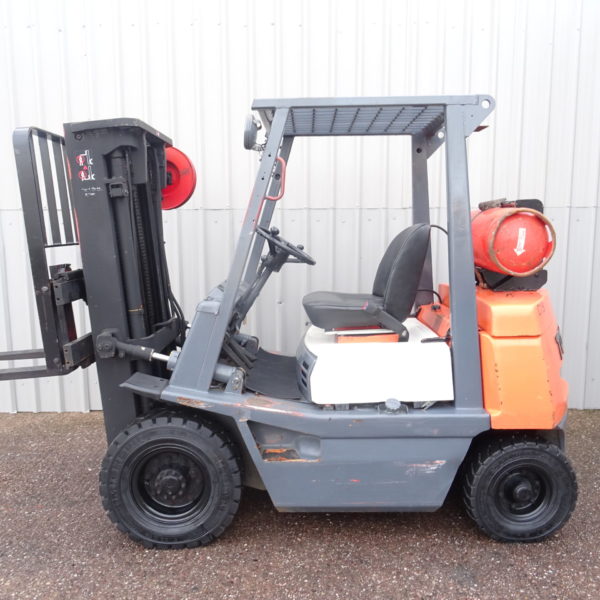 TOYOTA 4FG20. 4350MM. 3405 HOURS. CONT SPEC. #2699 this is now sold