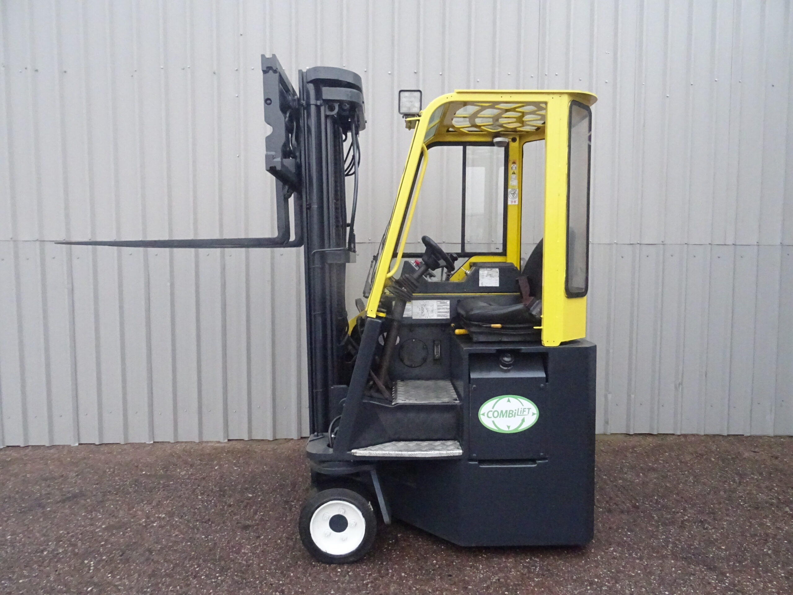 COMBILIFT C2500CB USED DIESEL FORKLIFT (2961)