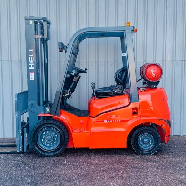 NEW HELI FG25G USED GAS FORKLIFT (#1125) IN STOCK