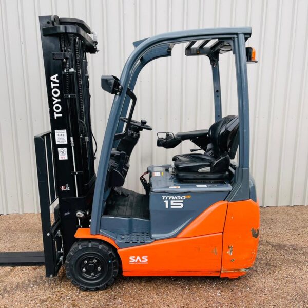 TOYOTA 8FBET15 USED 3 WHEEL ELECTRIC FORKLIFT (#3331)