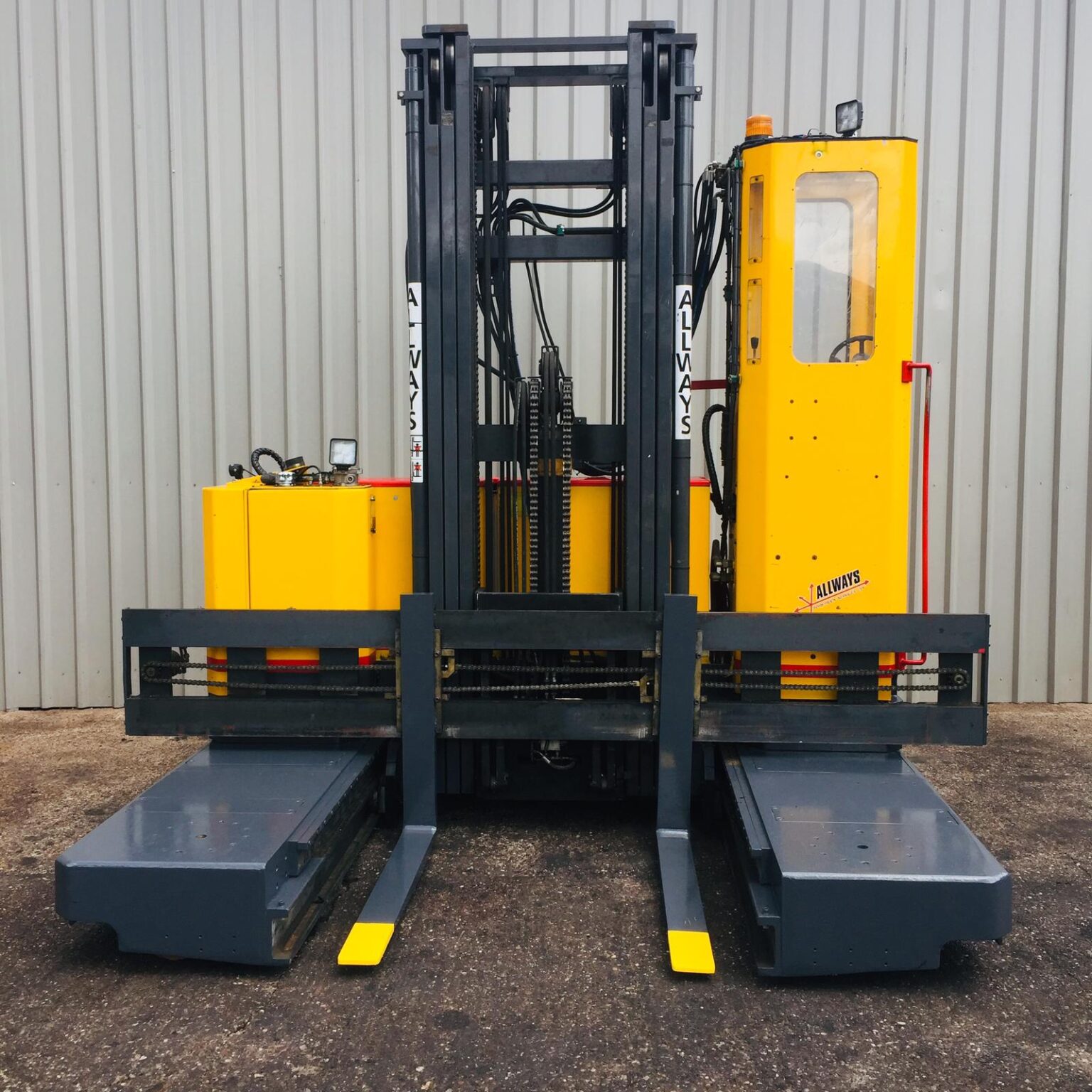 Used Side Loader Forklifts for Sale | Trucks Direct