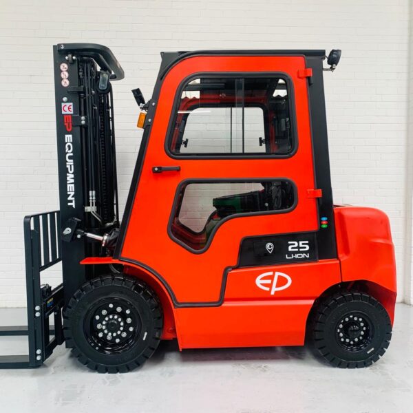 Side view of red EP EFL252 full cab lithium electric forklift
