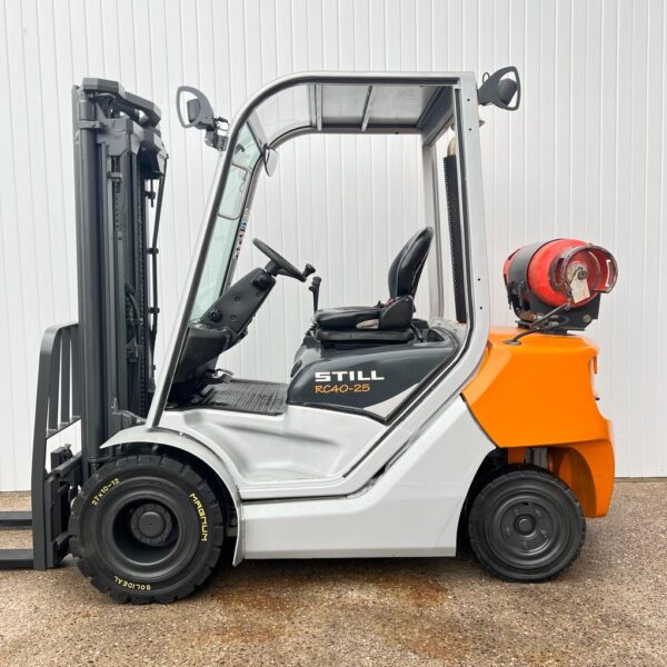 STILL RC40-25T. USED GAS FORKLIFT - 4500mm Lift  (#5107) THIS IS NOW SOLD (a)