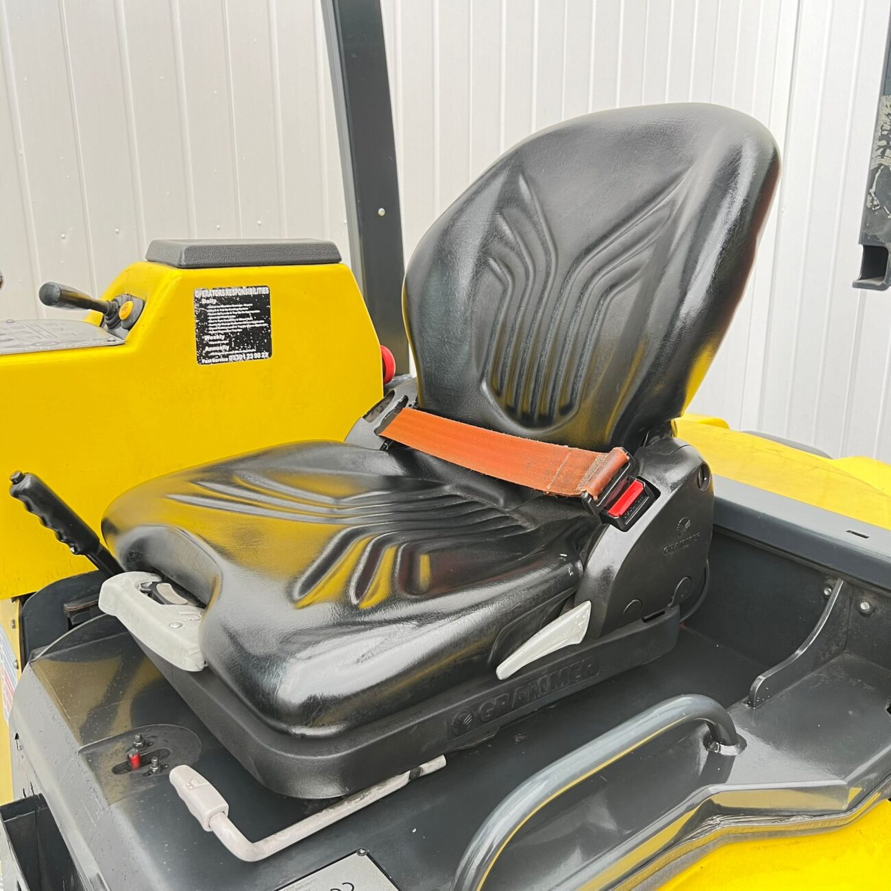 AISLEMASTER 20WHE ELECTRIC ARTICULATED FORKLIFT 6350MM LIFT 5903 aislemaster-20whe-electric-articulated-forklift-6350mm-lift-5903