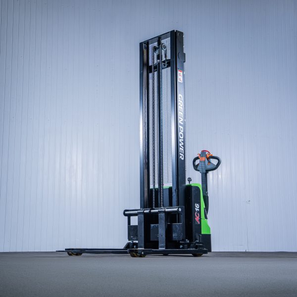 Greenpower Electric Pallet Stacker Straddle